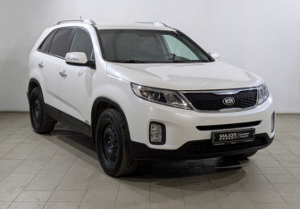 Подержанный автомобиль Kia Sorento 2020 года (9 фото)