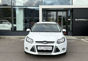 Подержанный автомобиль Ford Focus Sedan 2012 года (2 фото)