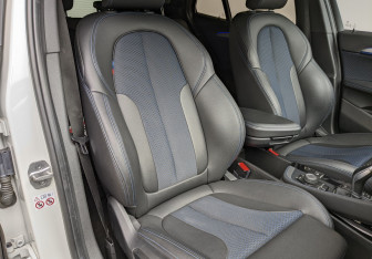 Подержанный автомобиль BMW X2 2020 года (27 фото)