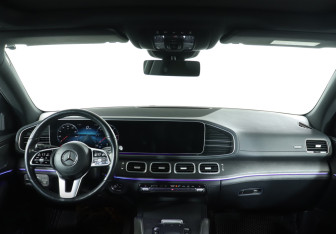 Подержанный автомобиль Mercedes-Benz GLE 2021 года (12 фото)