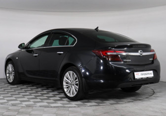 Подержанный автомобиль Opel Insignia Liftback 2014 года (4 фото)