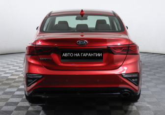 Подержанный автомобиль Kia Cerato Sedan 2019 года (4 фото)