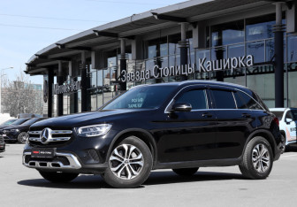 Подержанный автомобиль Mercedes-Benz GLC Coupe 2019 года (23 фото)