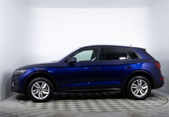 Подержанный автомобиль Audi Q5 2021 года (8 фото)