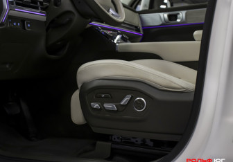 Подержанный автомобиль Hyundai Santa Fe 2024 года (17 фото)