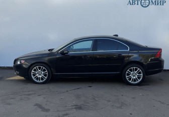 Подержанный автомобиль Volvo S80 2007 года (8 фото)
