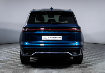 Подержанный автомобиль Geely Monjaro 2023 года (6 фото)