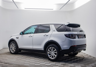 Подержанный автомобиль Land Rover Discovery Sport 2015 года (7 фото)