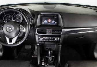 Подержанный автомобиль Mazda CX-5 2015 года (11 фото)