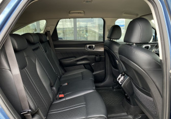 Подержанный автомобиль Kia Sorento 2021 года (31 фото)
