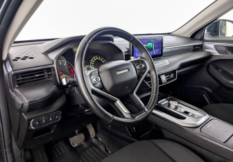 Подержанный автомобиль Haval Jolion 2023 года (16 фото)