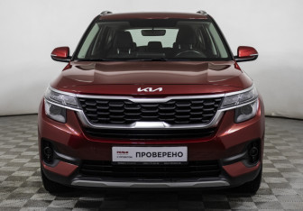 Подержанный автомобиль Kia Seltos 2021 года (2 фото)