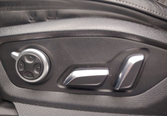 Подержанный автомобиль Audi Q7 2019 года (12 фото)