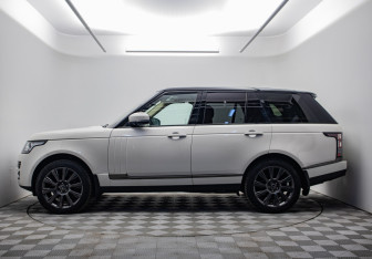 Подержанный автомобиль Land Rover Range Rover 2013 года (8 фото)