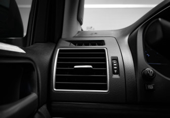 Подержанный автомобиль Toyota Land Cruiser Prado 2020 года (13 фото)