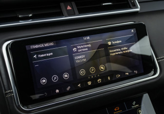 Подержанный автомобиль Land Rover Range Rover Velar 2018 года (14 фото)