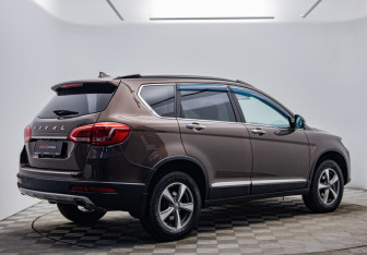 Подержанный автомобиль Haval H6 2019 года (5 фото)