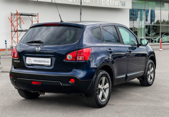 Подержанный автомобиль Nissan Qashqai 2008 года (5 фото)