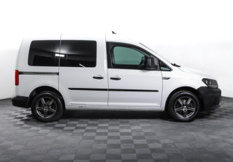 Подержанный автомобиль Volkswagen Caddy Compactvan 2020 года (4 фото)