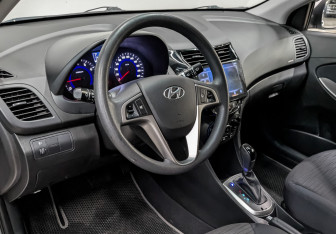 Подержанный автомобиль Hyundai Solaris Sedan 2016 года (15 фото)