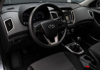 Подержанный автомобиль Hyundai Creta 2018 года (12 фото)
