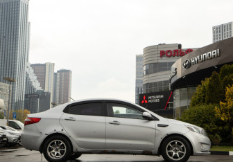 Подержанный автомобиль Kia Rio Sedan 2013 года (3 фото)