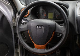 Подержанный автомобиль LADA (ВАЗ) Kalina Wagon 2015 года (17 фото)