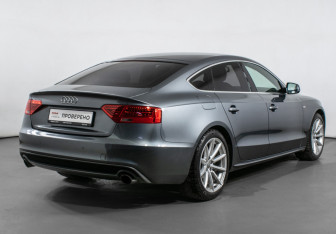 Подержанный автомобиль Audi A5 Liftback 2015 года (5 фото)