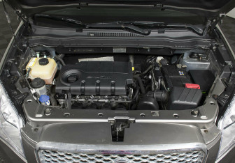 Подержанный автомобиль SsangYong Actyon 2012 года (8 фото)