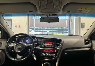 Подержанный автомобиль Kia Optima Sedan 2015 года (15 фото)
