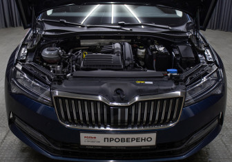 Подержанный автомобиль Skoda Superb Liftback 2021 года (9 фото)