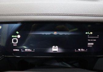 Подержанный автомобиль Wey Coffee 01 2023 года (18 фото)