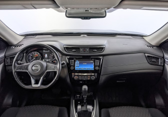 Подержанный автомобиль Nissan X-Trail 2019 года (14 фото)
