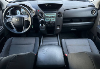 Подержанный автомобиль Honda Pilot 2008 года (11 фото)
