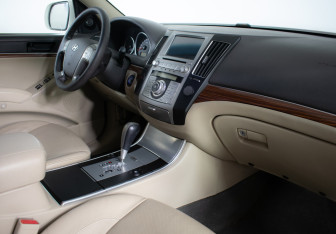 Подержанный автомобиль Hyundai ix55 2011 года (9 фото)