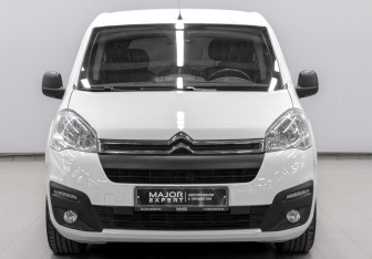 Подержанный автомобиль Citroen Berlingo 2021 года (2 фото)