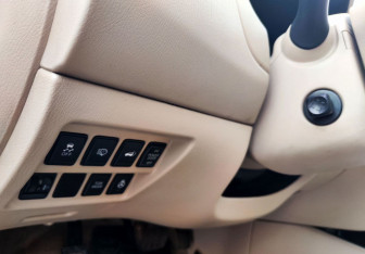 Подержанный автомобиль Nissan Pathfinder 2015 года (17 фото)