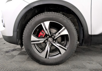 Подержанный автомобиль Chery Tiggo 4 Pro 2023 года (18 фото)