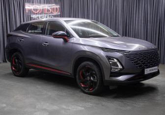 Подержанный автомобиль Omoda C5 2023 года (3 фото)
