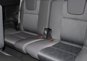 Подержанный автомобиль Toyota Fortuner 2021 года (13 фото)