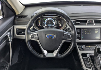 Подержанный автомобиль Geely Atlas 2019 года (29 фото)