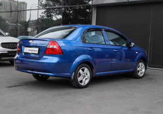 Подержанный автомобиль Chevrolet Aveo Sedan 2007 года (4 фото)