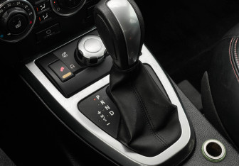 Подержанный автомобиль Land Rover Freelander 2011 года (17 фото)