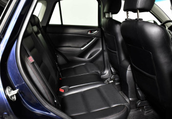 Подержанный автомобиль Mazda CX-5 2016 года (12 фото)