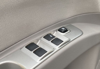 Подержанный автомобиль Mitsubishi Pajero Sport 2014 года (17 фото)