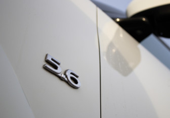 Подержанный автомобиль Infiniti QX80 2014 года (15 фото)