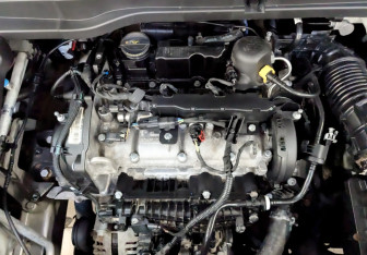 Подержанный автомобиль Geely Coolray 2022 года (9 фото)