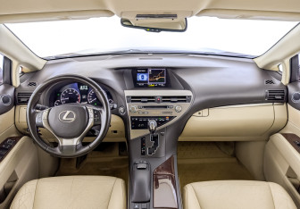 Подержанный автомобиль Lexus RX 2012 года (14 фото)