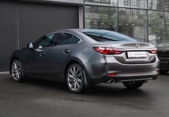 Подержанный автомобиль Mazda 6 Sedan 2019 года (6 фото)
