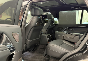 Новый Land Rover Range Rover 2025 (8 фото)